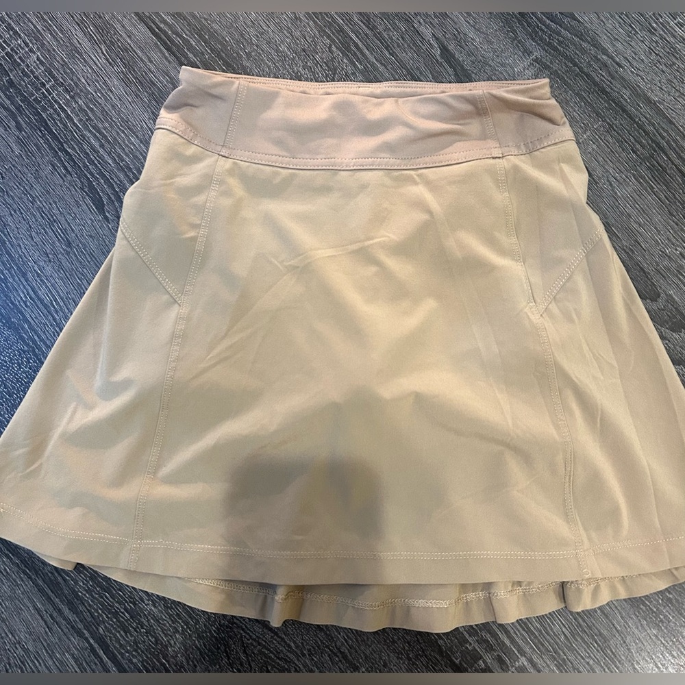 Athleta G!RL Beige School Day Skort
